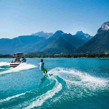 Apartment Le Thiou 3 Etoiles - & Authentique, Au Coeur De La Vieille Ville, Billard, 6 Personnes Annecy